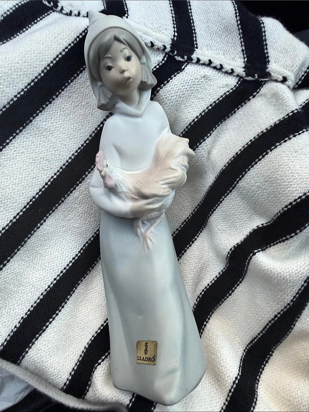 Lladró Girl with Rooster Porcelain Figurine